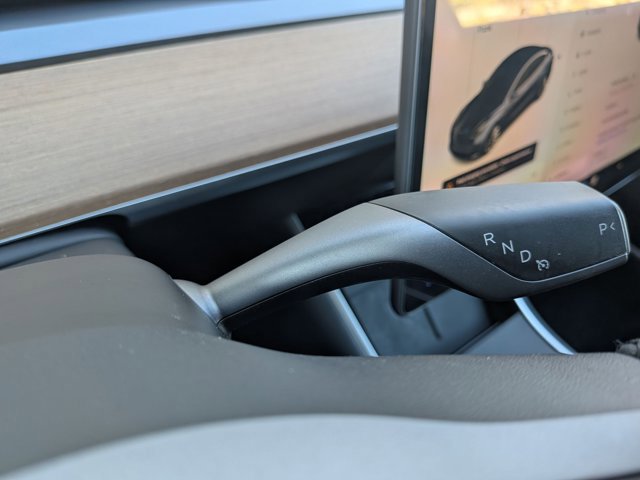 Used 2020 Tesla Model 3 Performance image 12