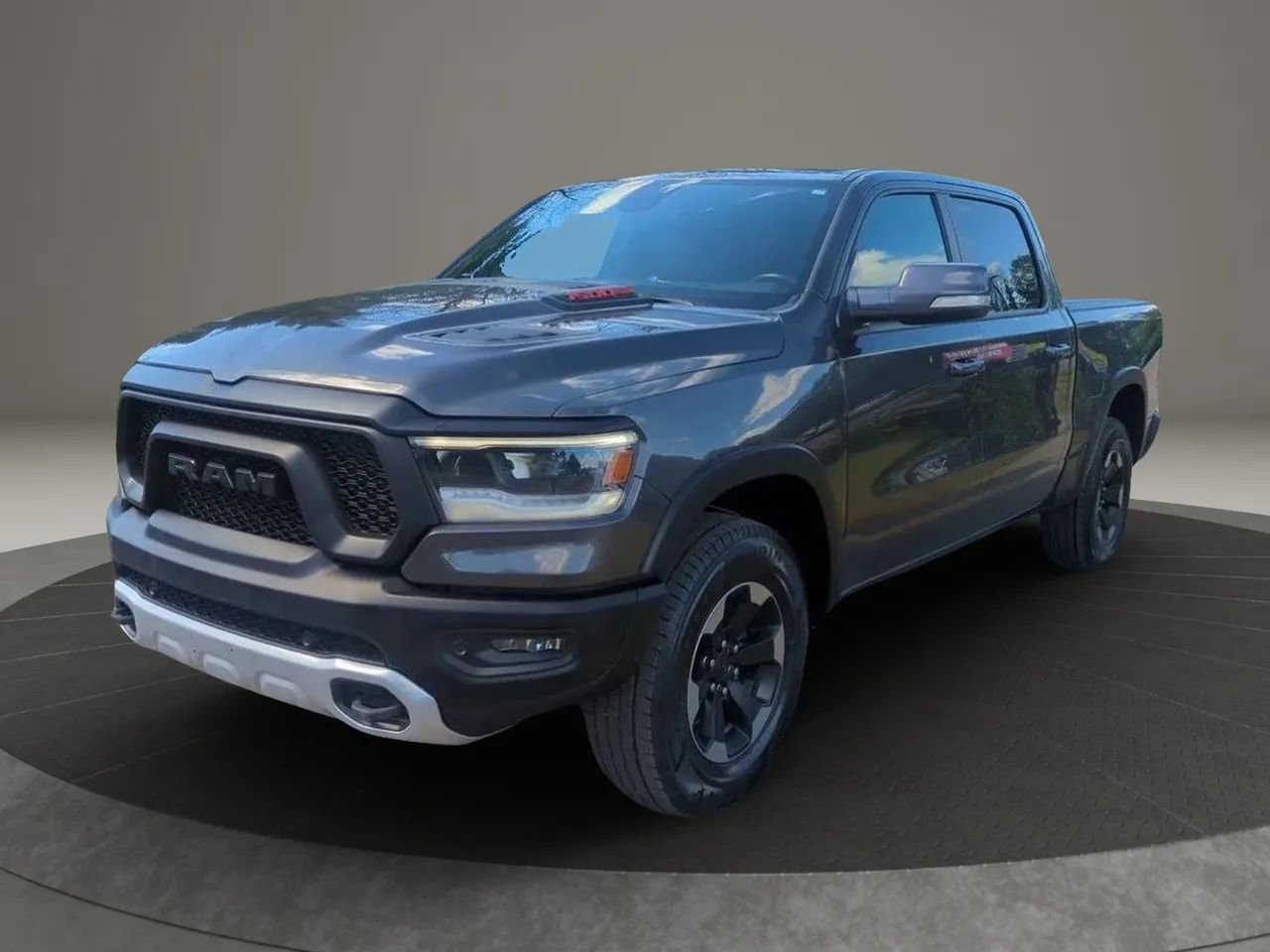 Used 2019 RAM 1500 Rebel w/ Rebel Level 2 Equipment Group AWD/4WD image 2