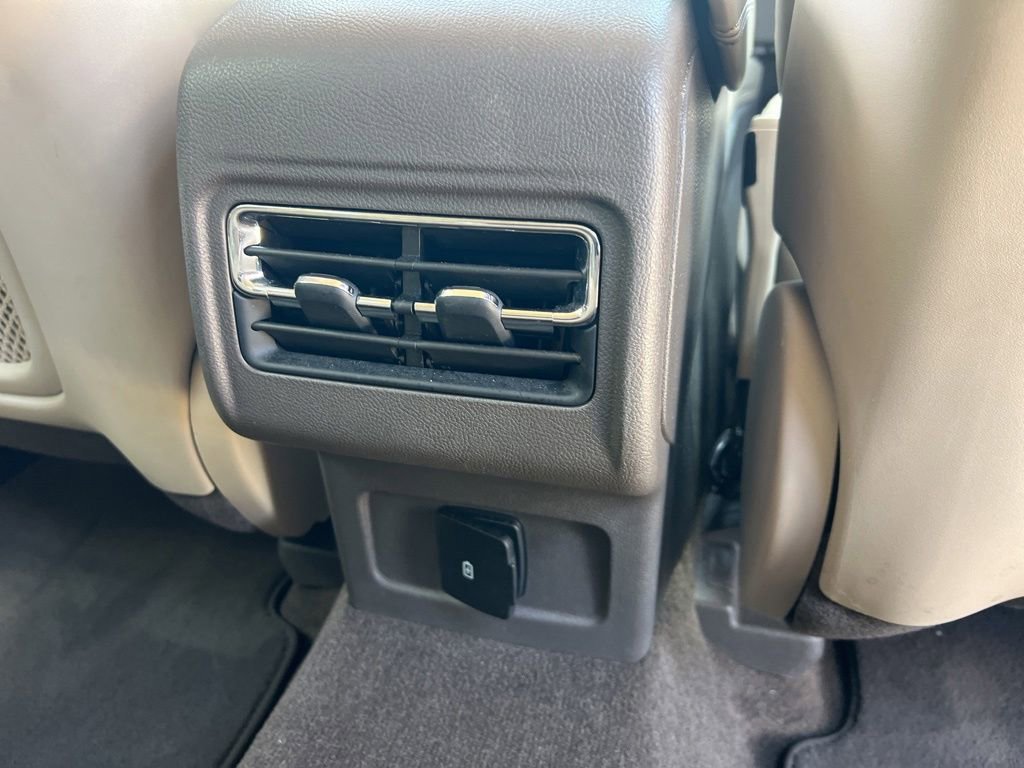 Used 2021 Lincoln Corsair FWD w/ Convenience Package image 42