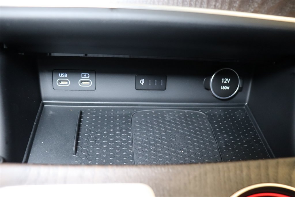Certified 2025 Genesis GV80 2.5T Prestige AWD/4WD image 22