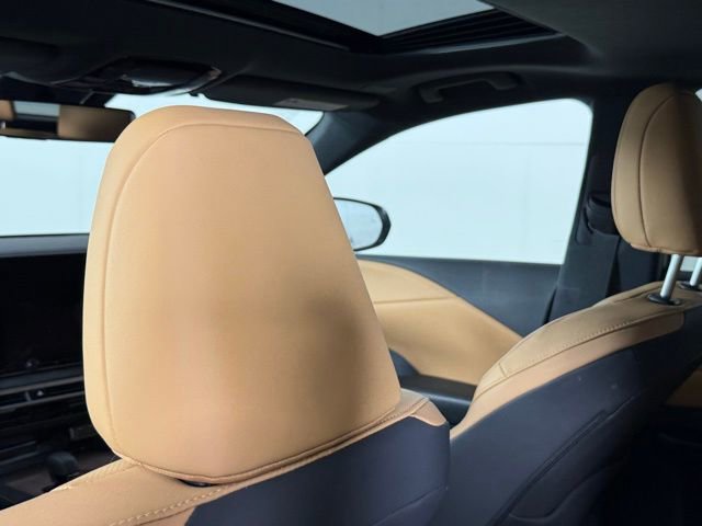 Used 2025 Lexus RX 350 Premium w/ Accessory Package (Z1) image 24