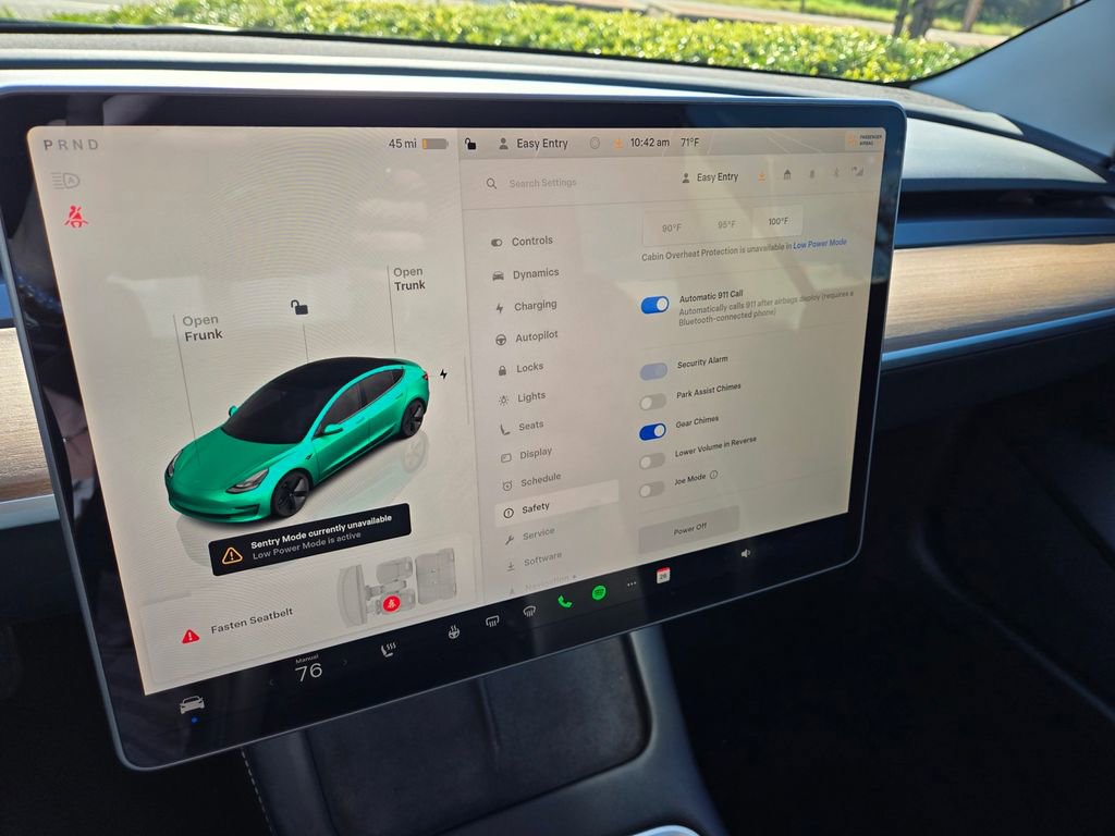 Used 2023 Tesla Model 3 Standard Range image 19