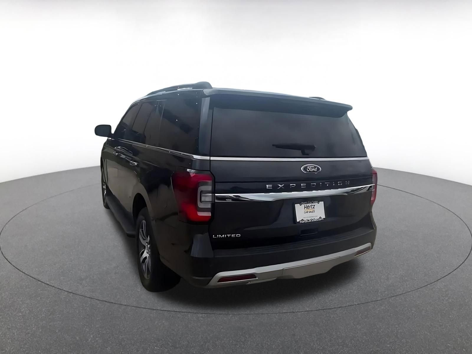 Used 2024 Ford Expedition Limited AWD/4WD image 11