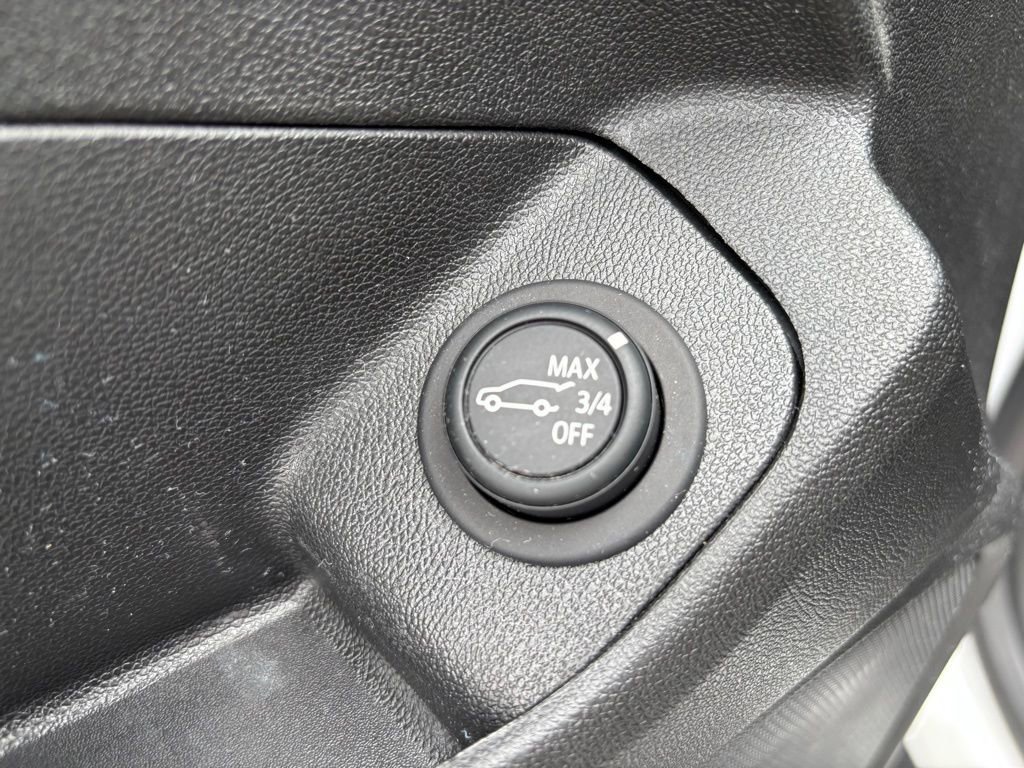 Used 2022 GMC Terrain SLT w/ Elevation Edition image 31