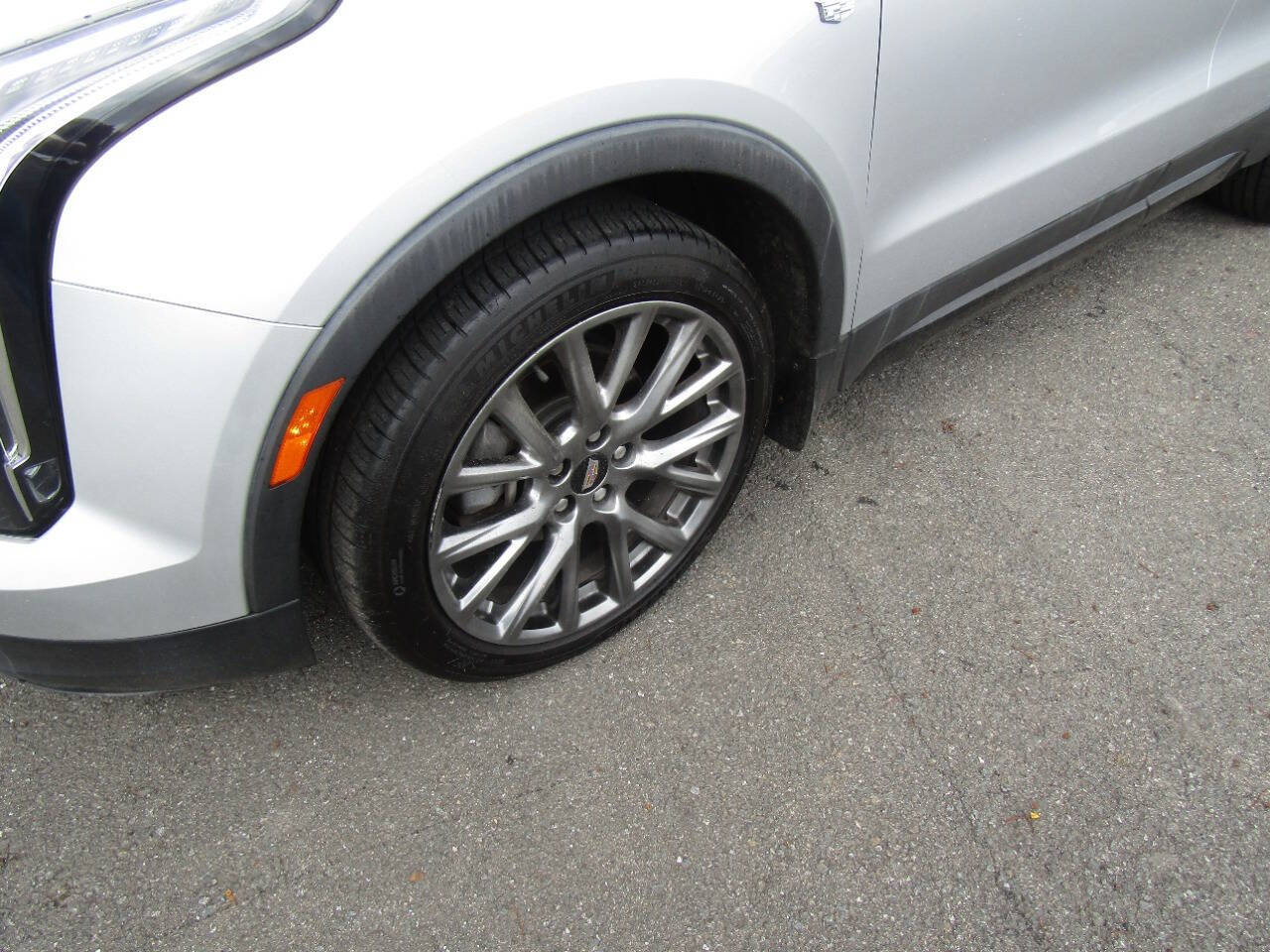 Used 2019 Cadillac XT4 Sport AWD/4WD image 29