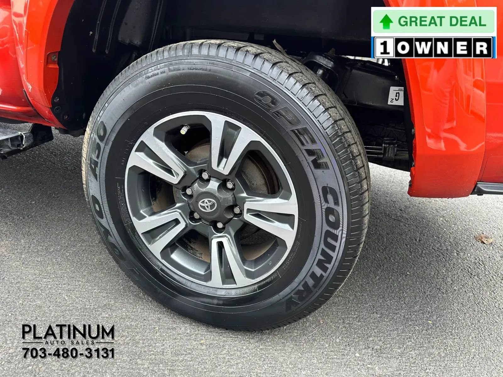 Used 2018 Toyota Tacoma TRD Sport AWD/4WD image 23