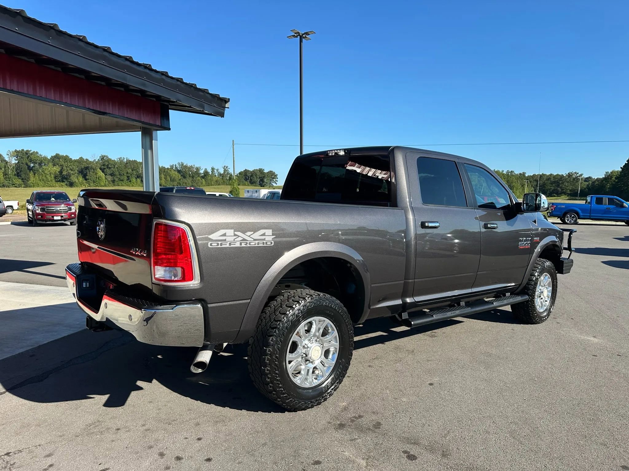Used 2017 RAM 2500 Laramie image 3