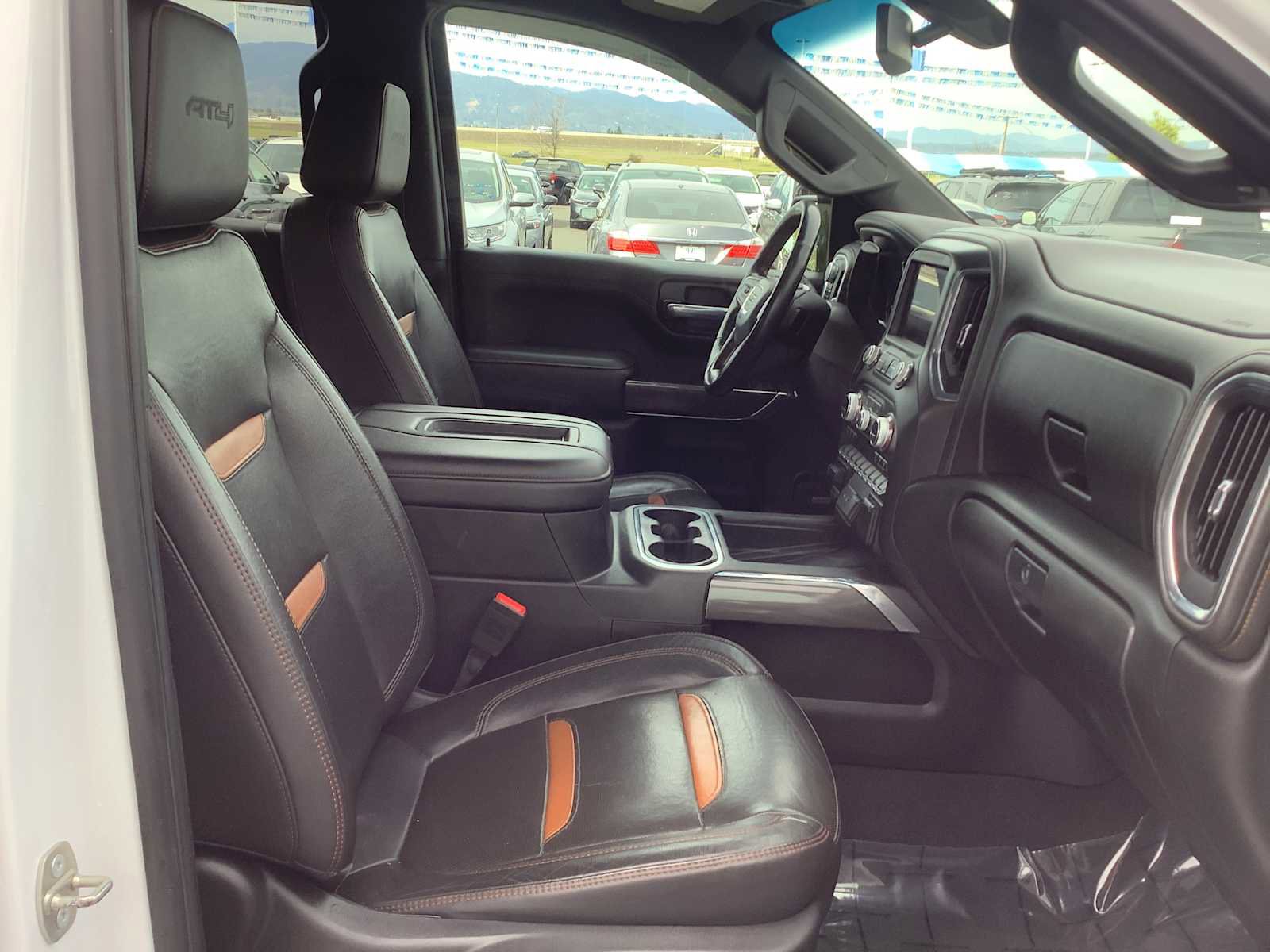 Used 2020 GMC Sierra 1500 AT4 w/ AT4 Premium Package image 15