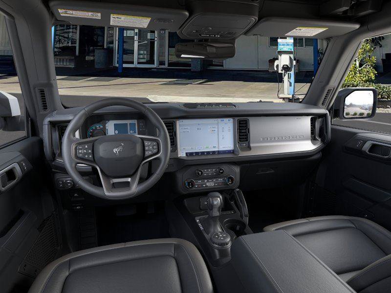 New 2025 Ford Bronco Outer Banks w/ Sasquatch Package AWD/4WD image 9