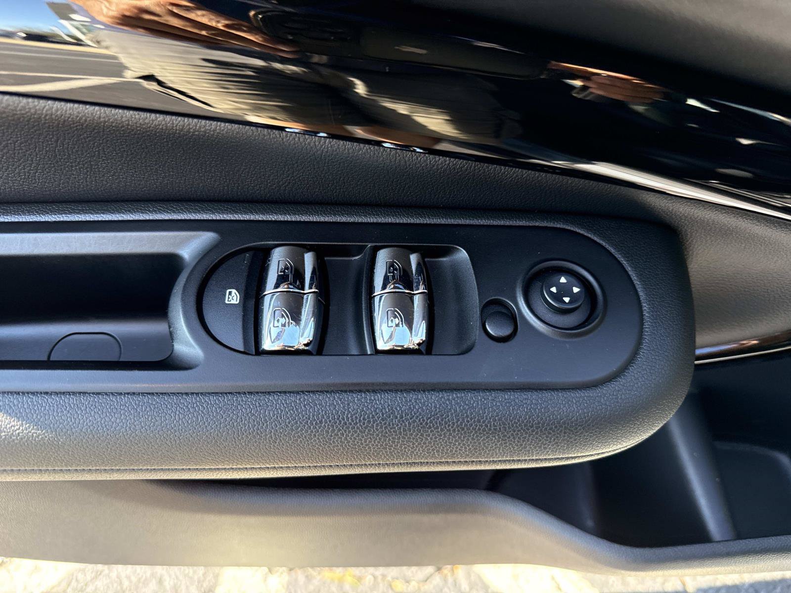Used 2019 MINI Cooper Clubman S AWD/4WD image 19