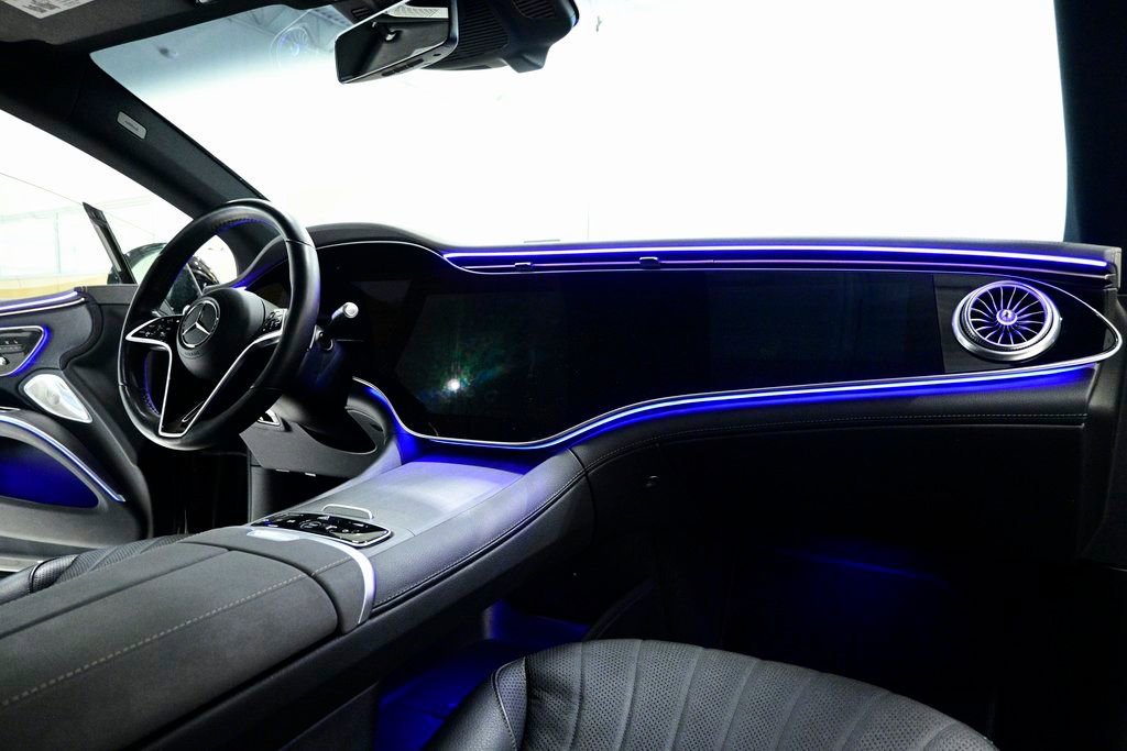 Certified 2022 Mercedes-Benz EQS 580 4MATIC Sedan image 13