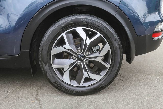 Used 2022 Kia Sportage EX image 12