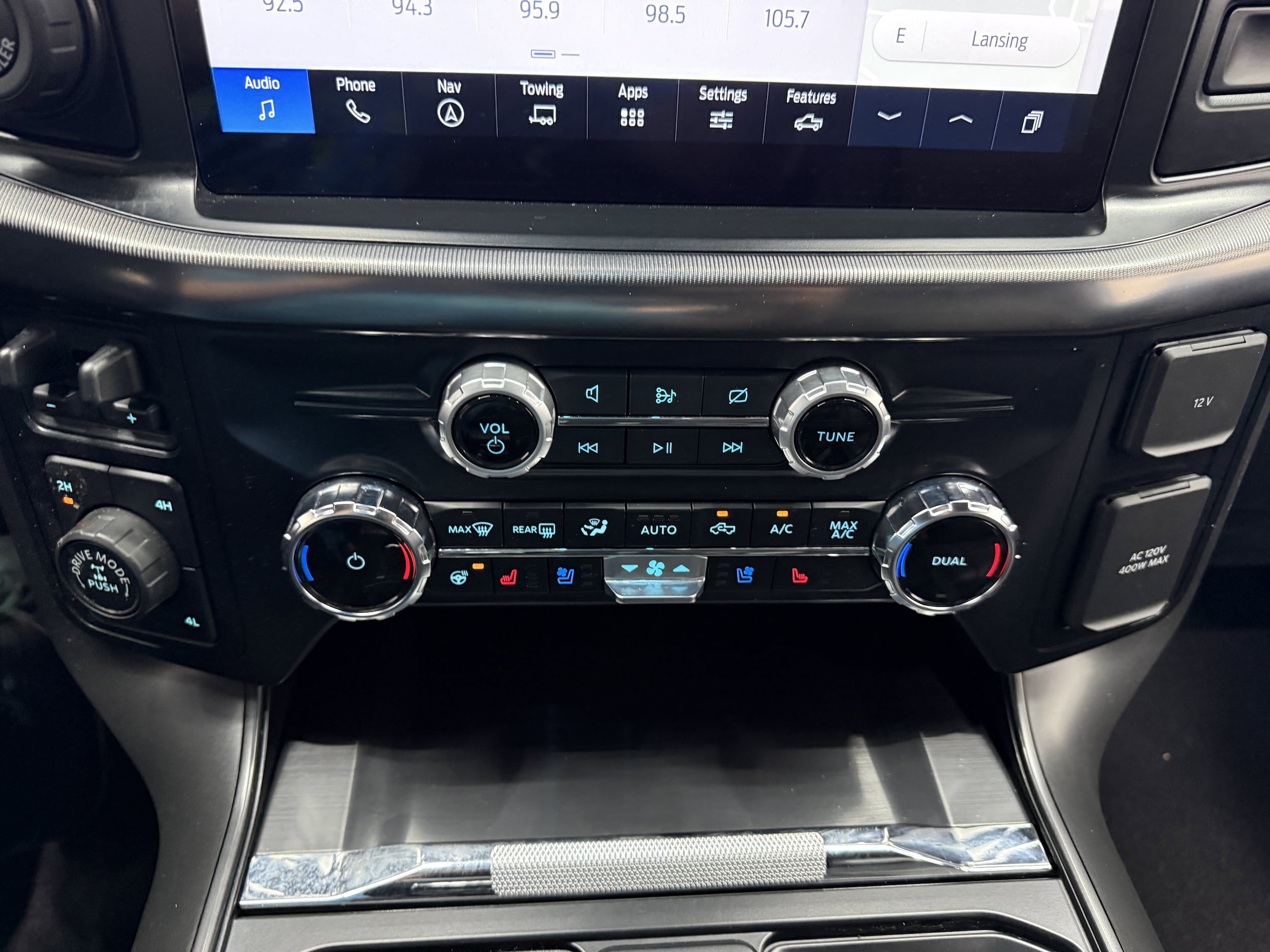 Used 2024 Ford F150 Lariat w/ Equipment Group 502A High AWD/4WD image 18