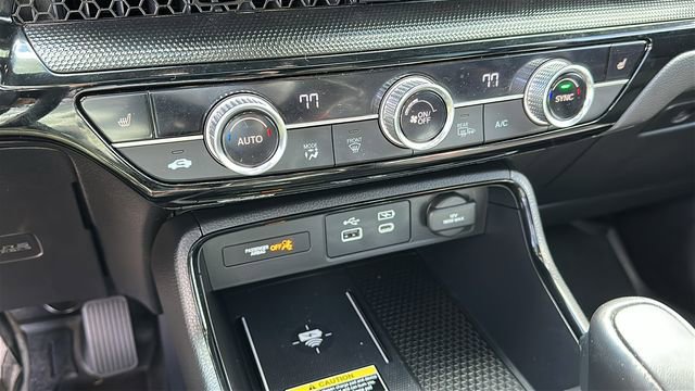 Used 2025 Honda CR-V Sport Touring image 18