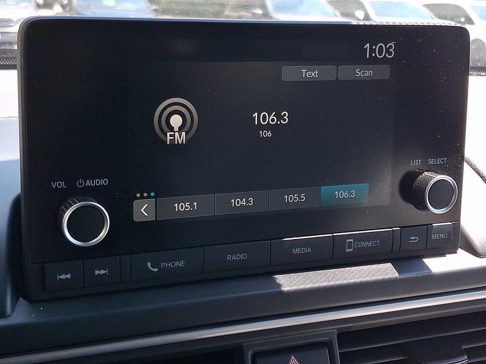 Certified 2023 Honda Pilot LX image 16