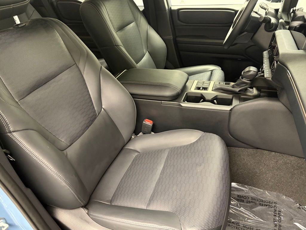 Used 2025 Toyota Land Cruiser w/ Premium Package image 48