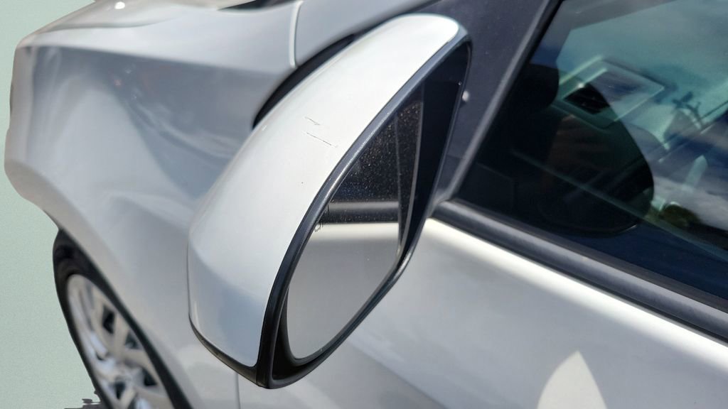 Used 2019 Toyota Corolla LE image 9