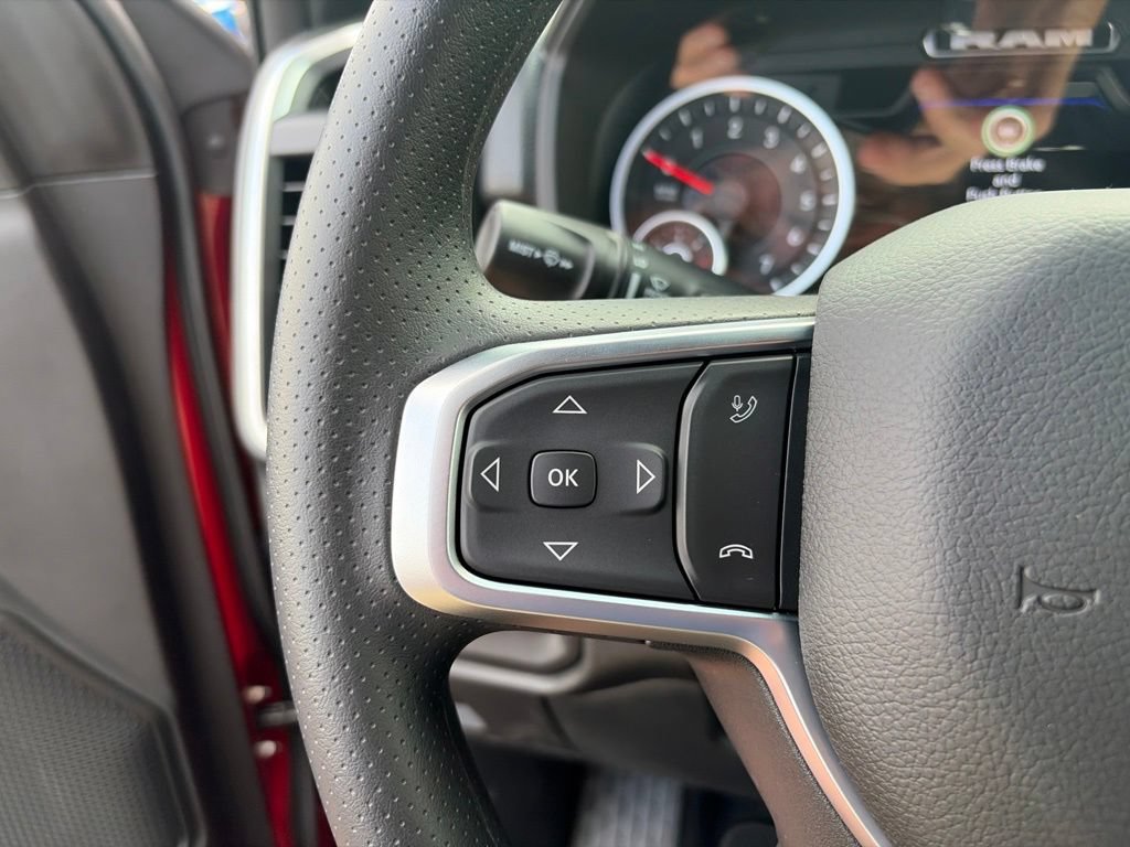 New 2026 RAM 1500 Express AWD/4WD image 24