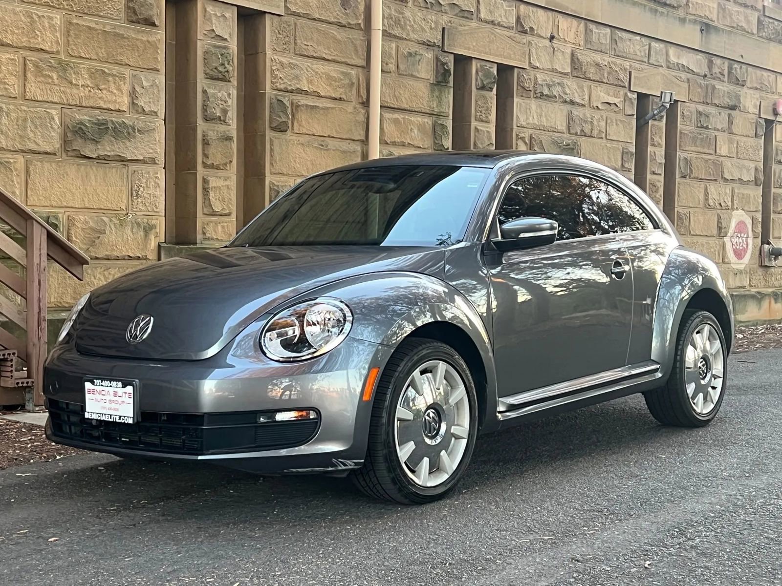 Used 2012 Volkswagen Beetle 2.5 image 27