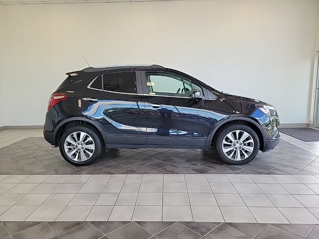 Used 2020 Buick Encore Preferred w/ Safety Package FWD image 4