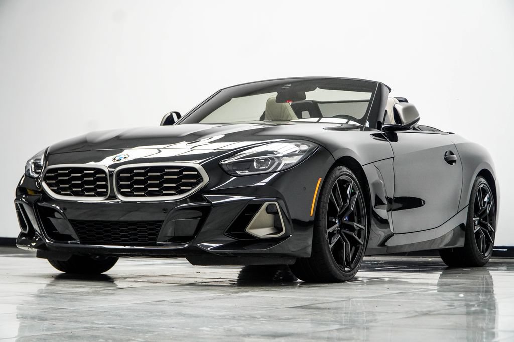 Used 2024 BMW Z4 M40i w/ Premium Package RWD image 10