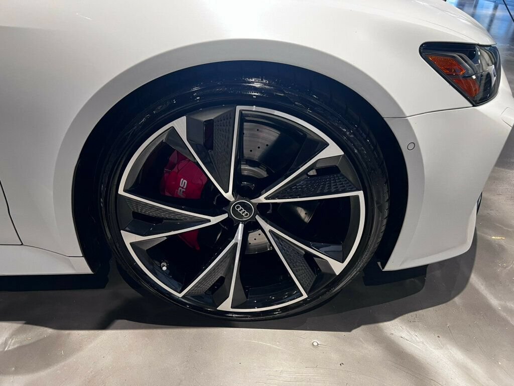 Used 2023 Audi RS 7 Sportback AWD/4WD image 13