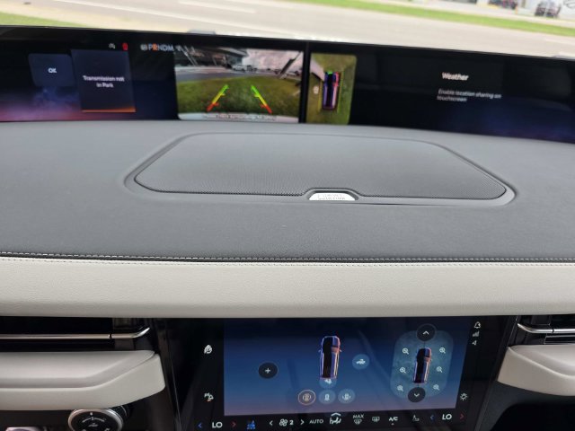New 2026 Lincoln Navigator L Reserve w/ Jet Appearance Package AWD/4WD image 15
