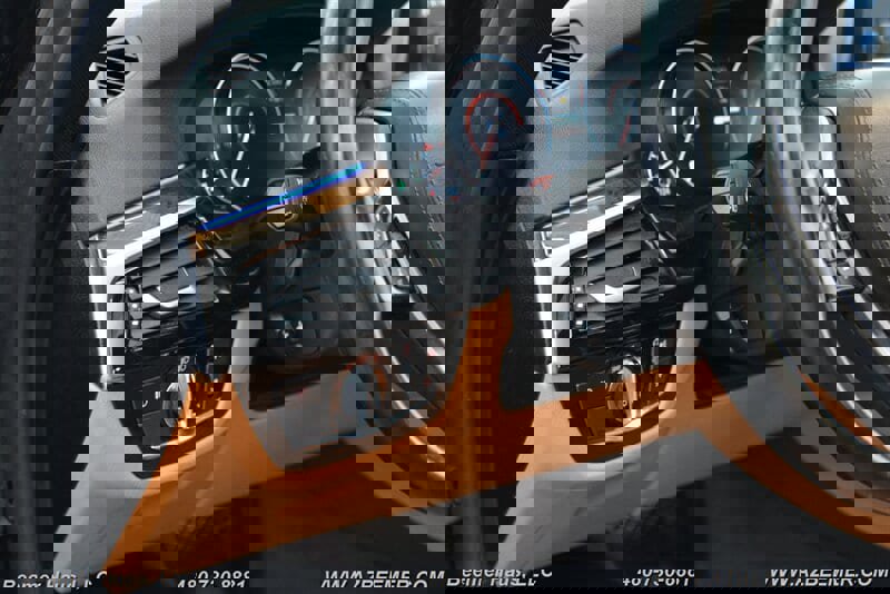 Used 2018 BMW 530e image 29