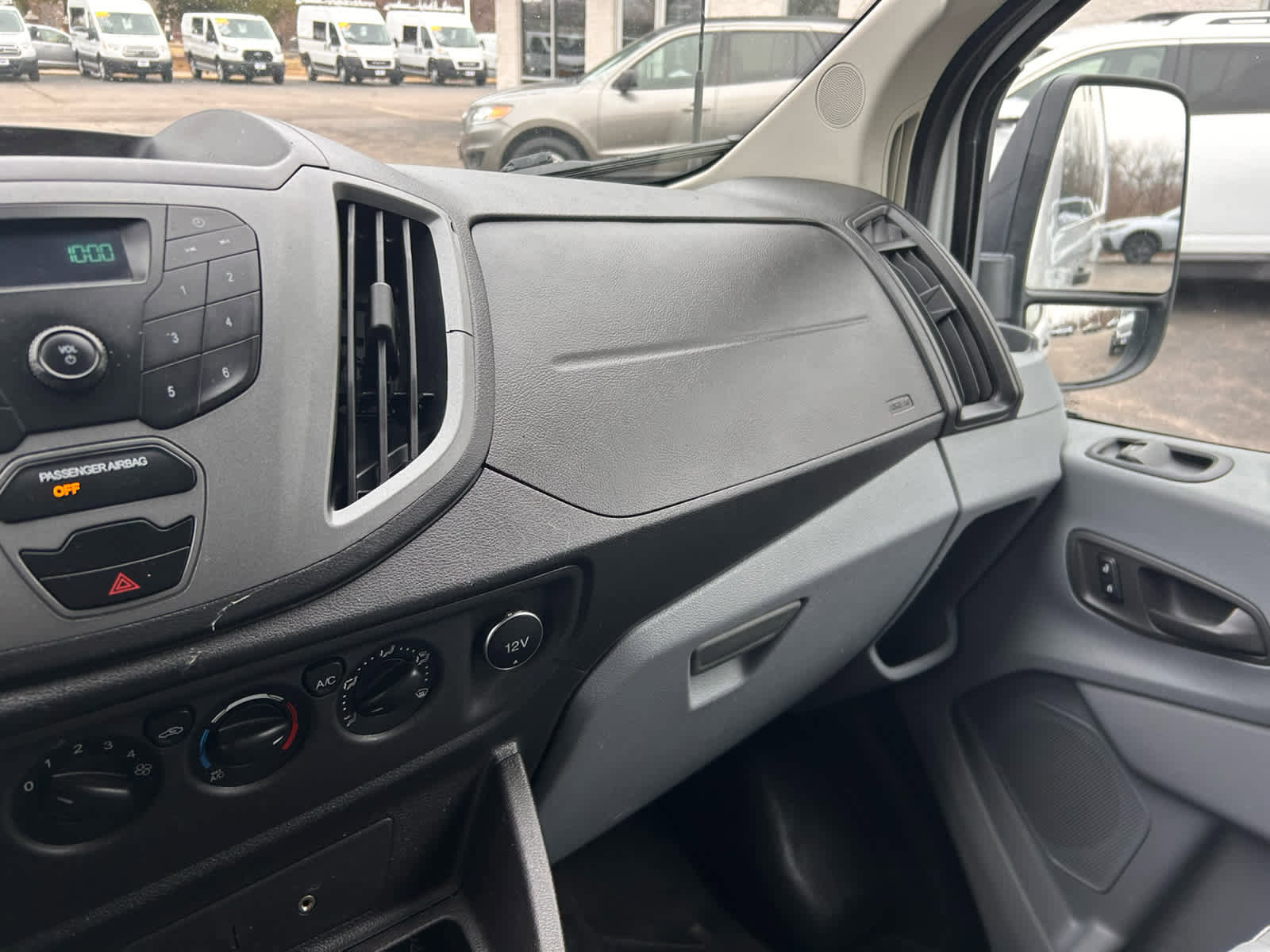 Used 2015 Ford Transit 250 130 Low Roof image 19