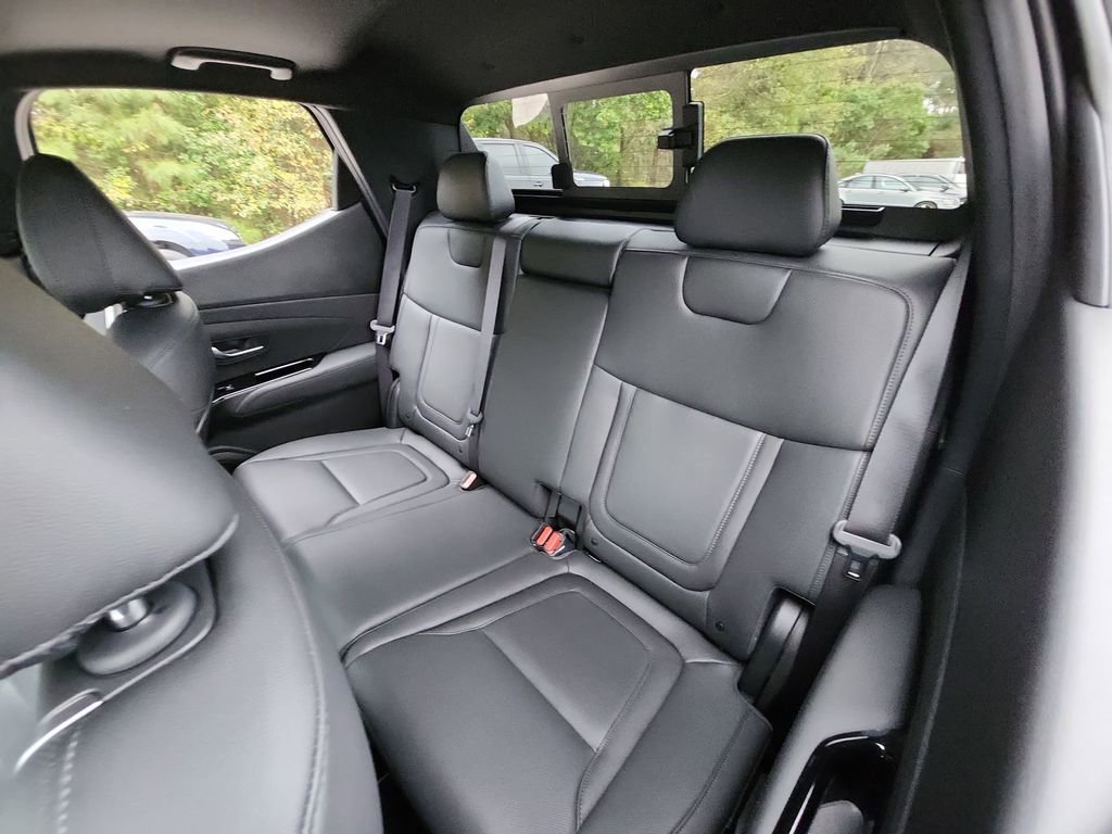 Used 2023 Hyundai Santa Cruz Limited image 30