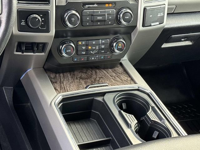 Used 2019 Ford F350 Lariat w/ Lariat Value Package image 21