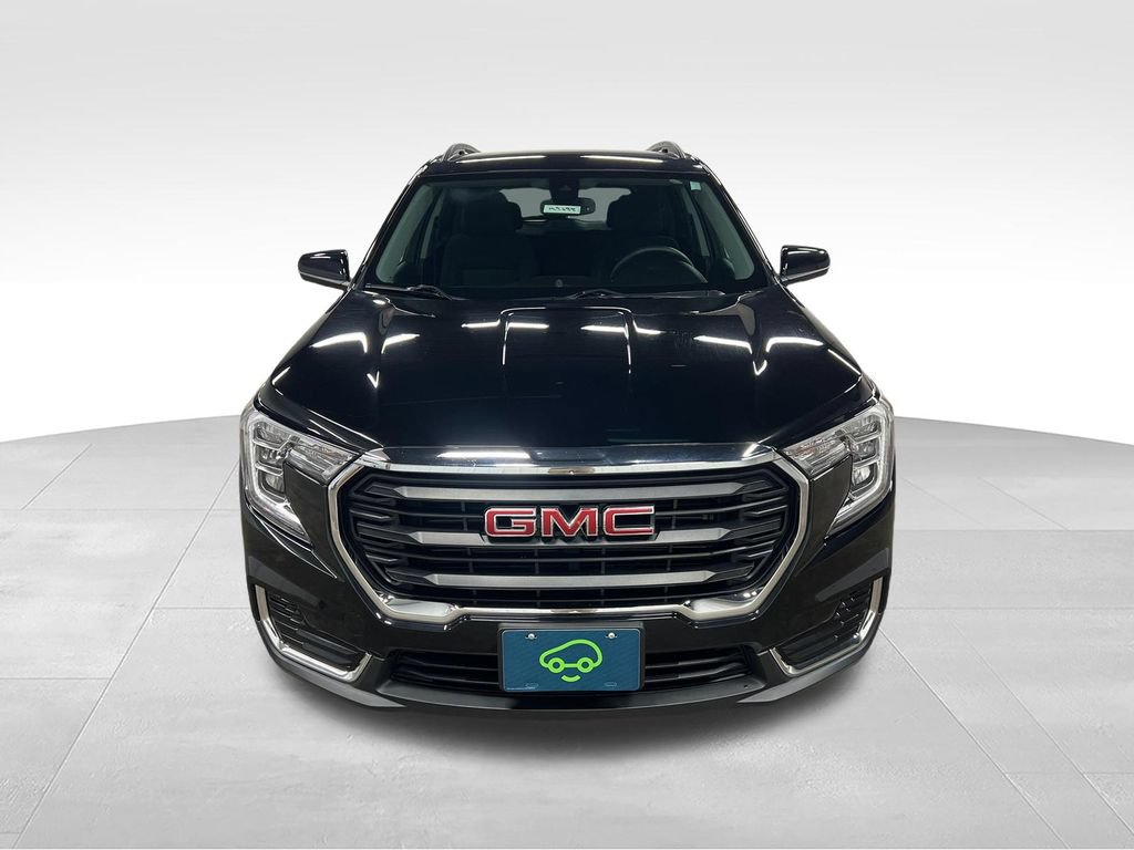 Certified 2023 GMC Terrain SLE w/ Driver Convenience Package AWD/4WD image 4