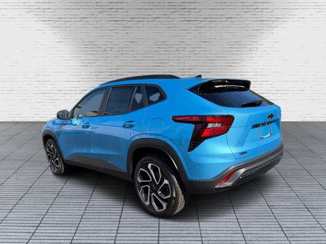New 2025 Chevrolet Trax RS w/ Driver Confidence Package image 2