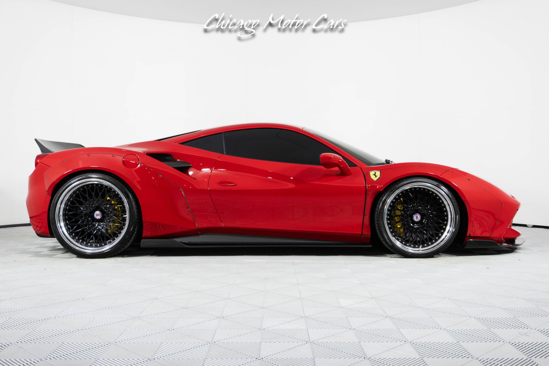 Used 2016 Ferrari 488 GTB RWD image 16