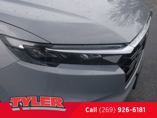 Used 2024 Honda CR-V EX-L image 10