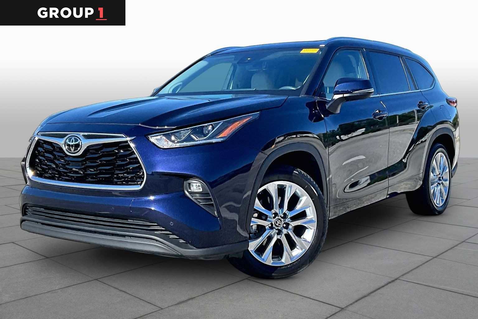 Used 2023 Toyota Highlander Limited