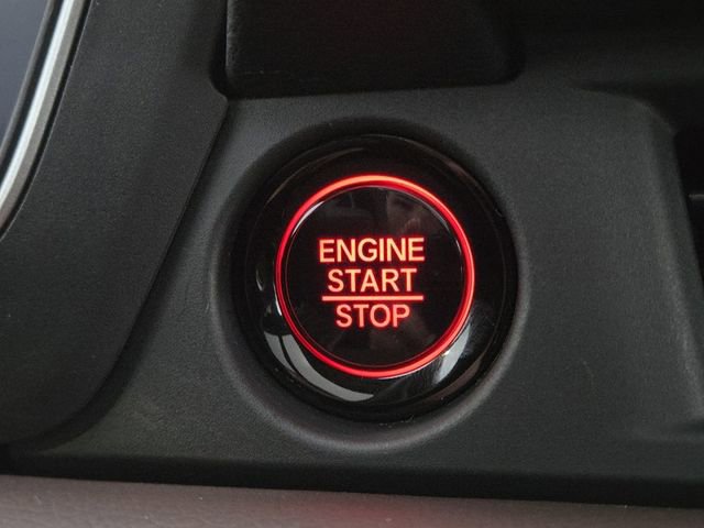 Used 2025 Honda Pilot Elite image 17