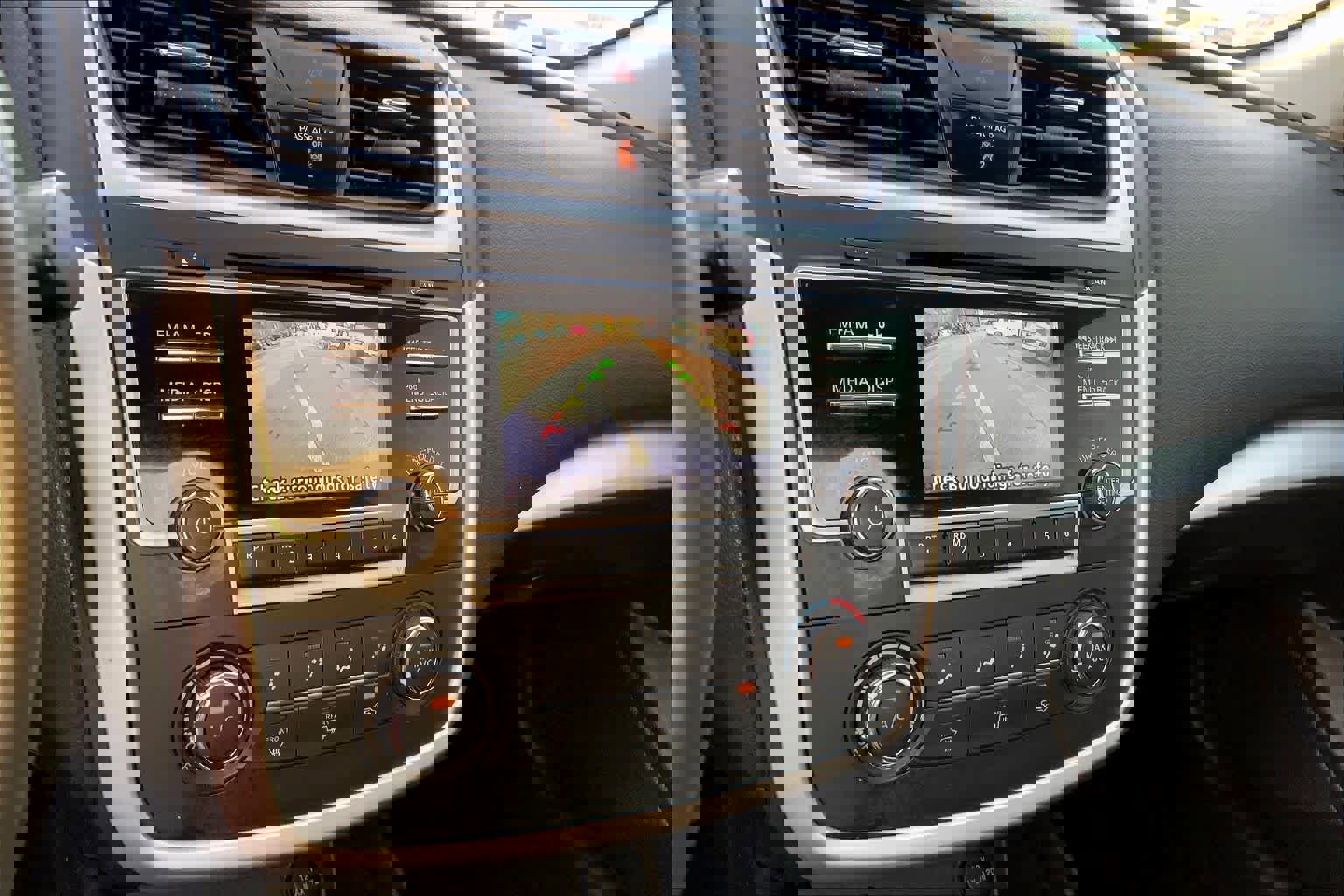 Used 2017 Nissan Altima 2.5 SR w/ Midnight Edition Package image 29