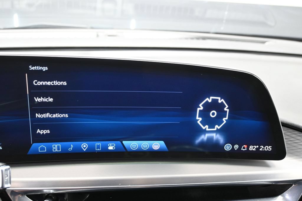 Used 2024 Cadillac Lyriq Sport AWD/4WD image 24