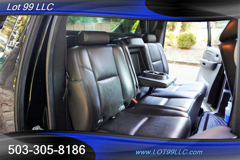 Used 2012 Chevrolet Avalanche LTZ AWD/4WD image 19