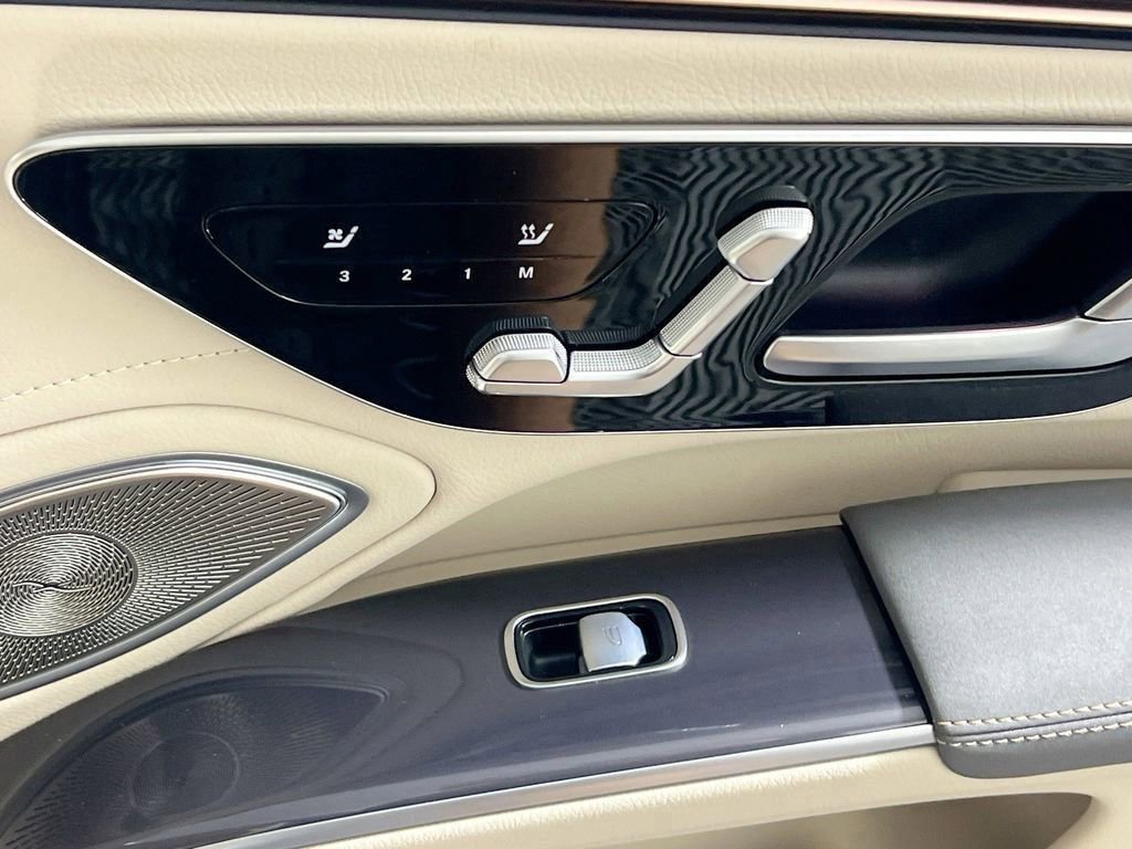 Used 2022 Mercedes-Benz EQS 450+ Sedan image 24