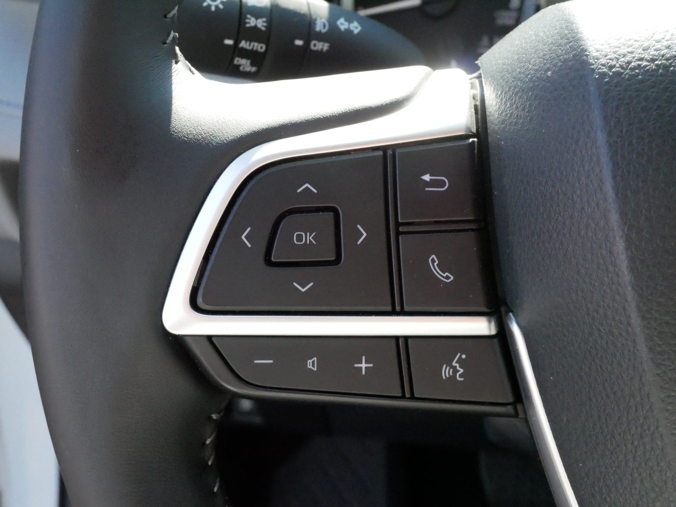Certified 2026 Toyota Highlander XLE AWD/4WD image 27