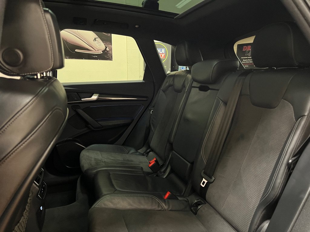Used 2019 Audi SQ5 Premium Plus w/ Premium Plus Package AWD/4WD image 19