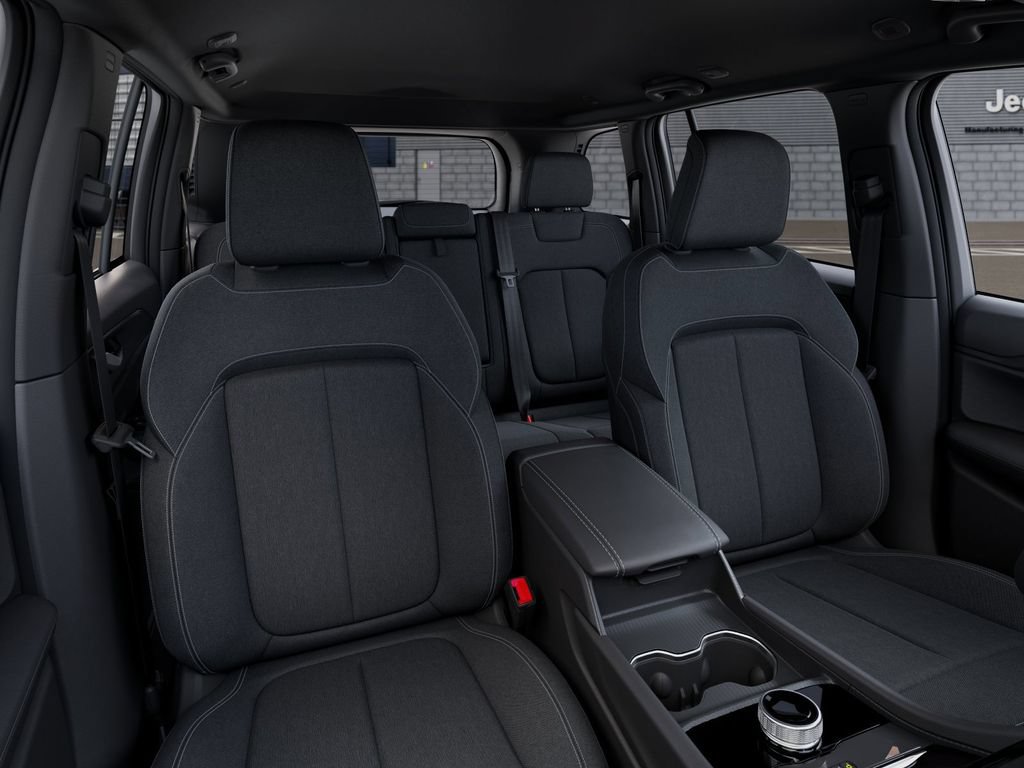 New 2026 Jeep Grand Cherokee Laredo X AWD/4WD image 17