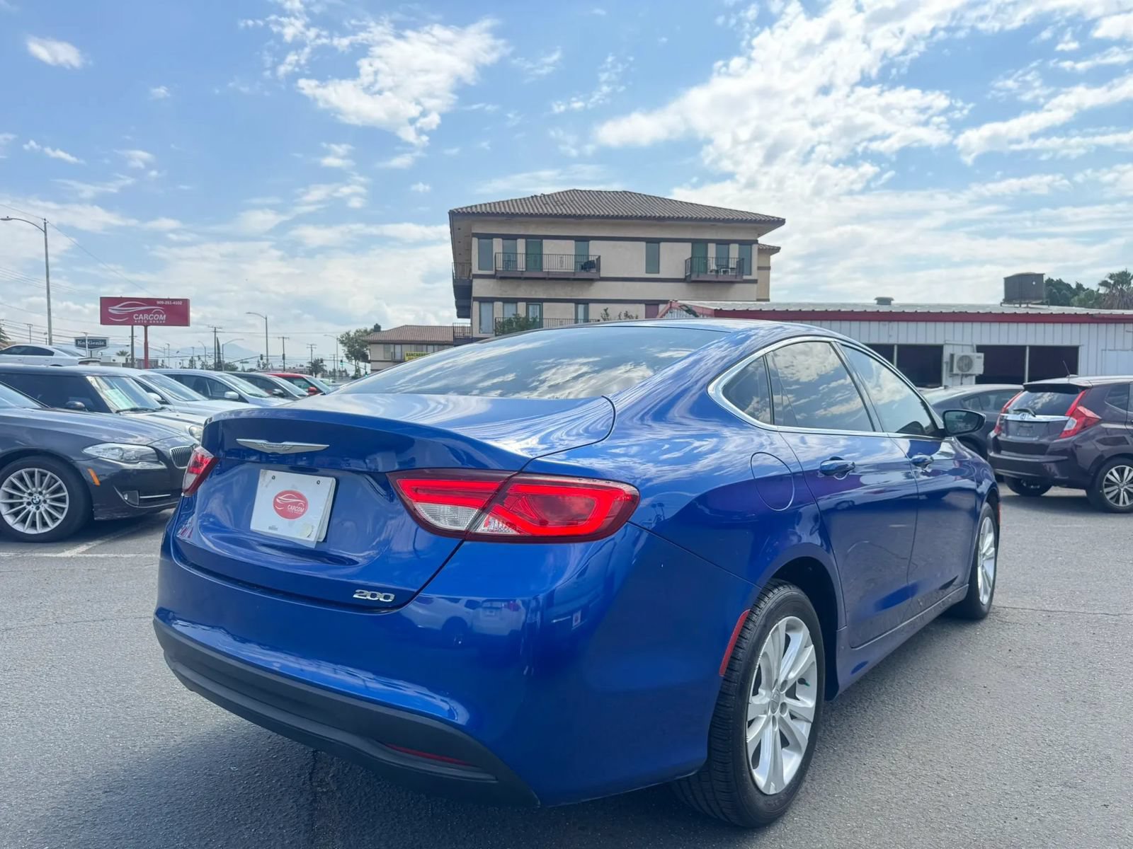 Used 2017 Chrysler 200 LX FWD image 9