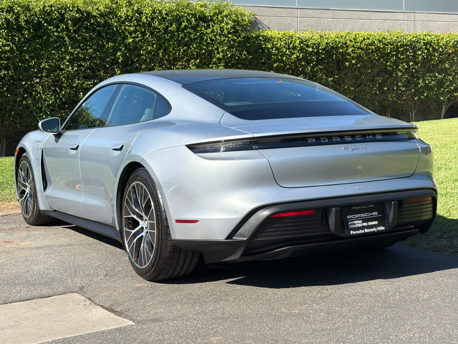 Certified 2023 Porsche Taycan RWD image 3