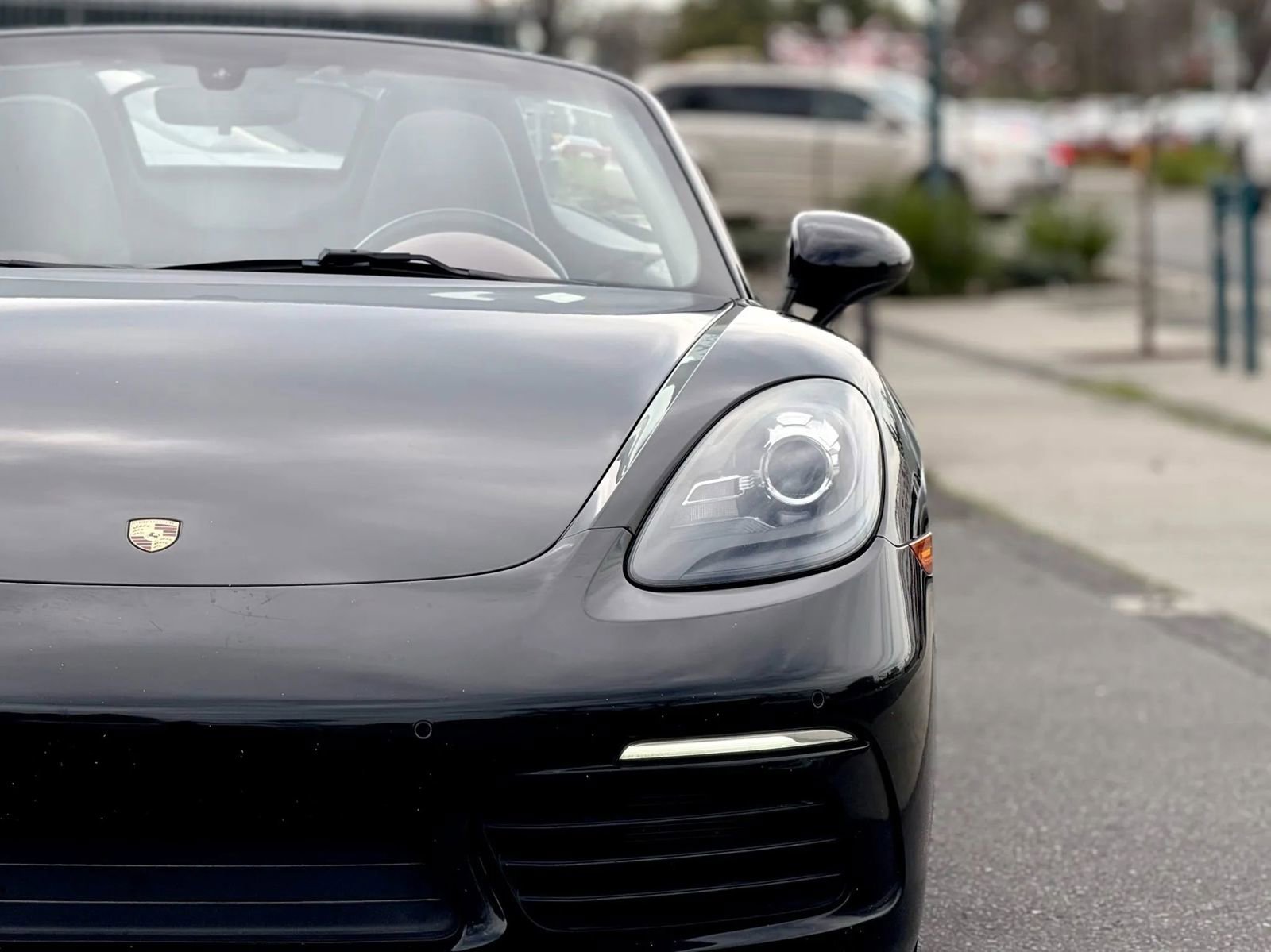 Used 2017 Porsche 718 Boxster image 6