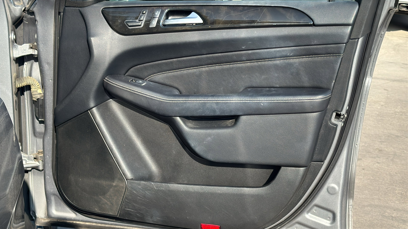 Used 2015 Mercedes-Benz ML 350 4MATIC image 29