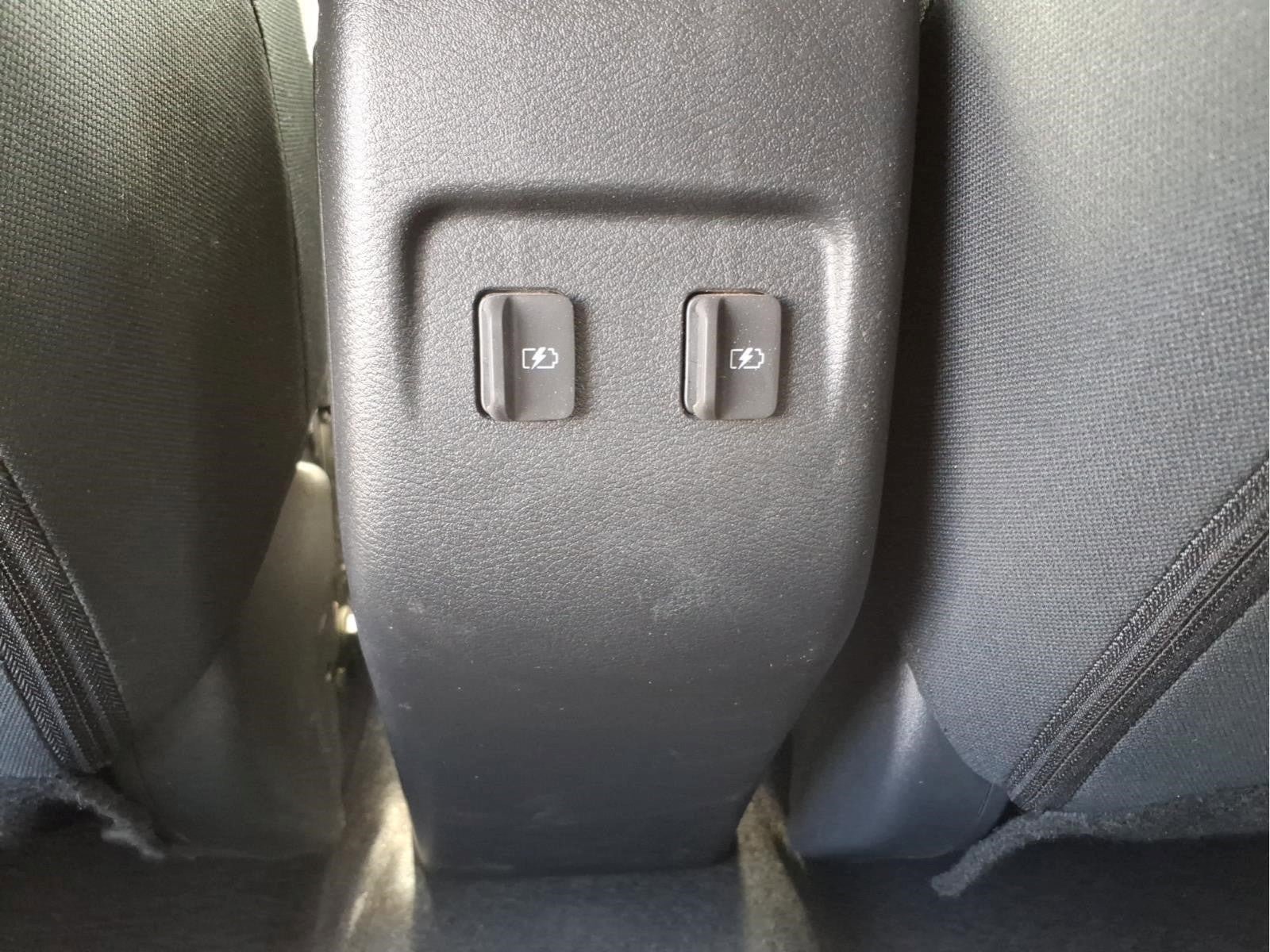 Used 2024 Nissan Kicks SV FWD image 14