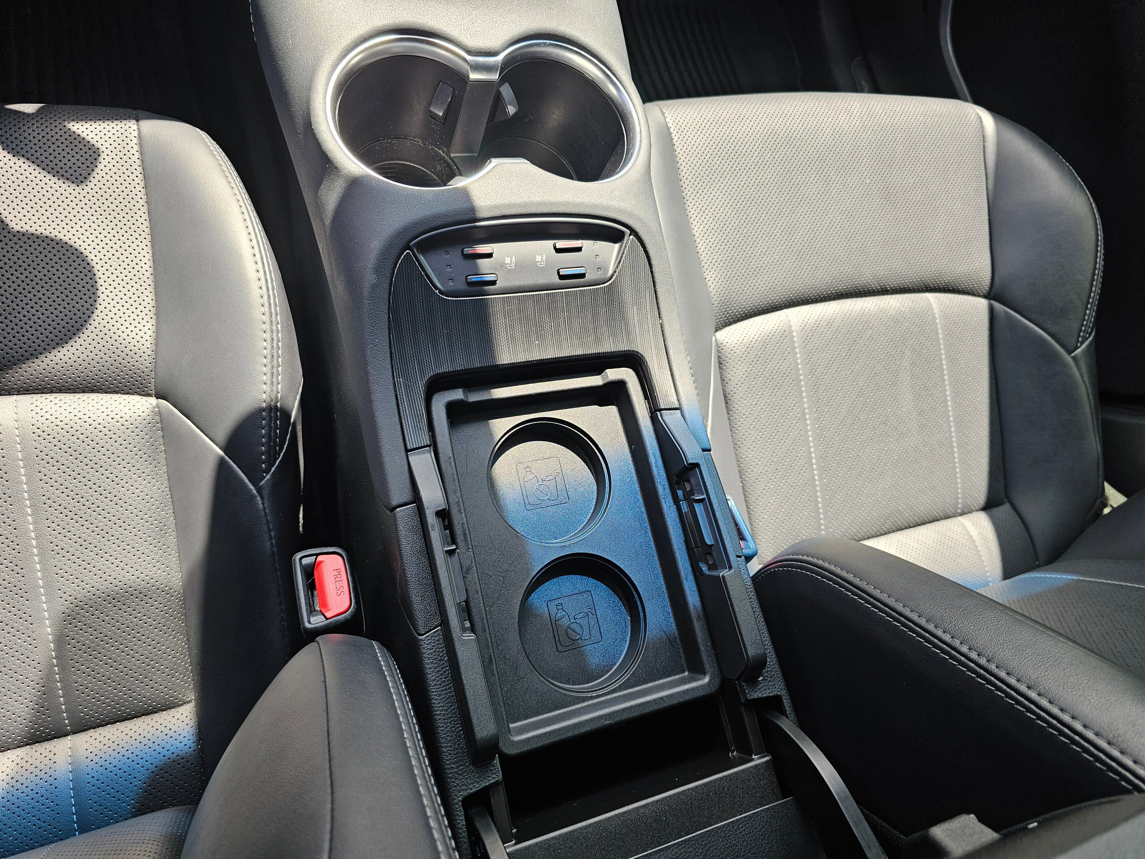 Used 2021 Toyota Venza XLE w/ Softex Package AWD/4WD image 30